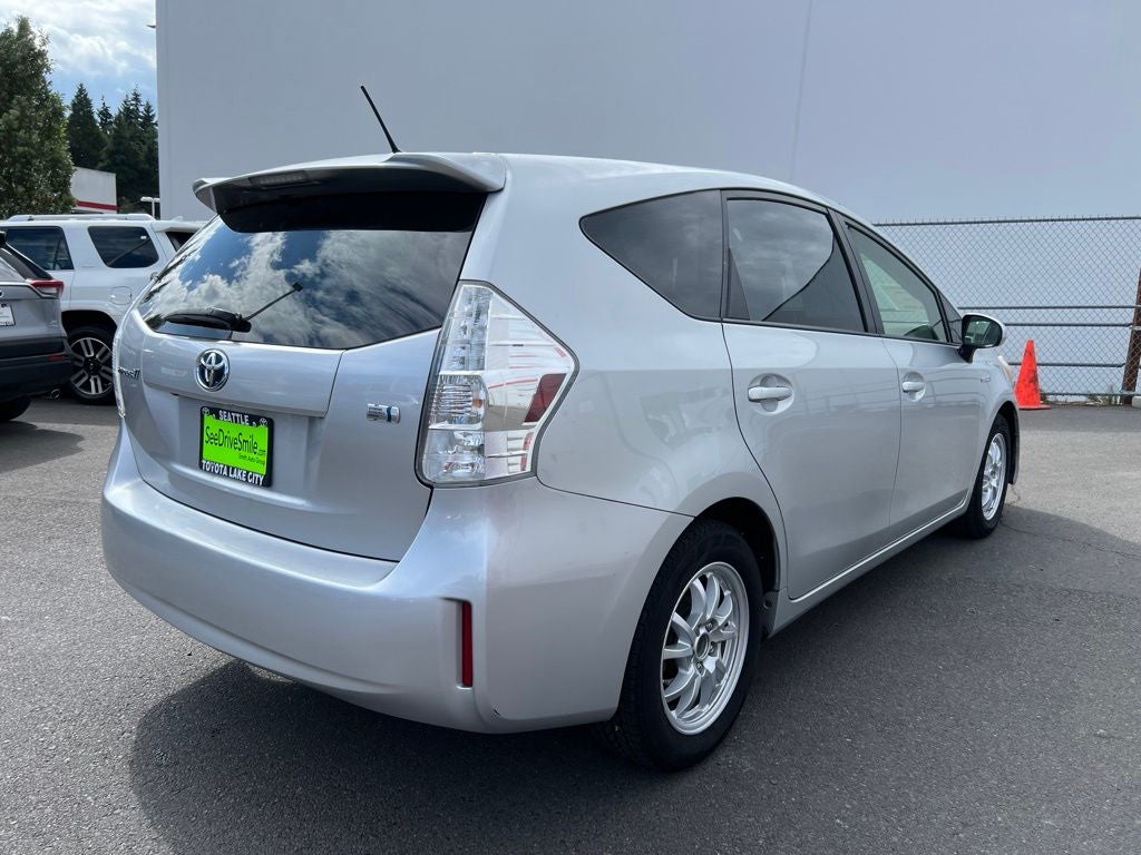 2012 Toyota Prius v Three