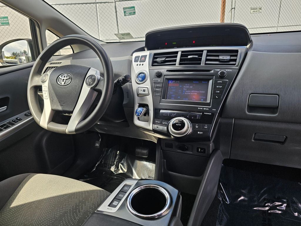 2014 Toyota Prius v Three