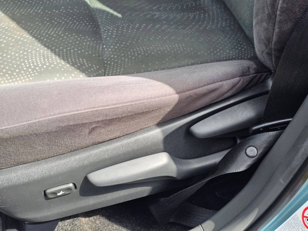 2014 Toyota Prius v Three