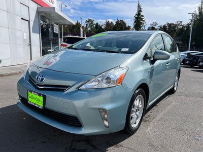 2014 Toyota Prius v Three