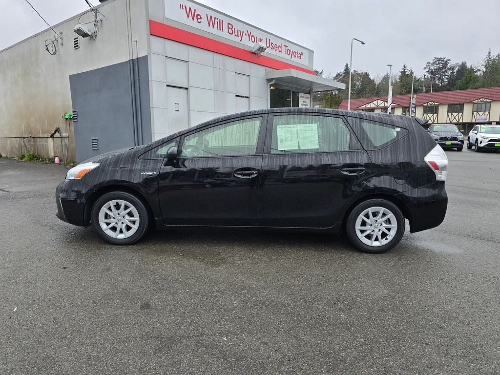 2012 Toyota Prius v Three