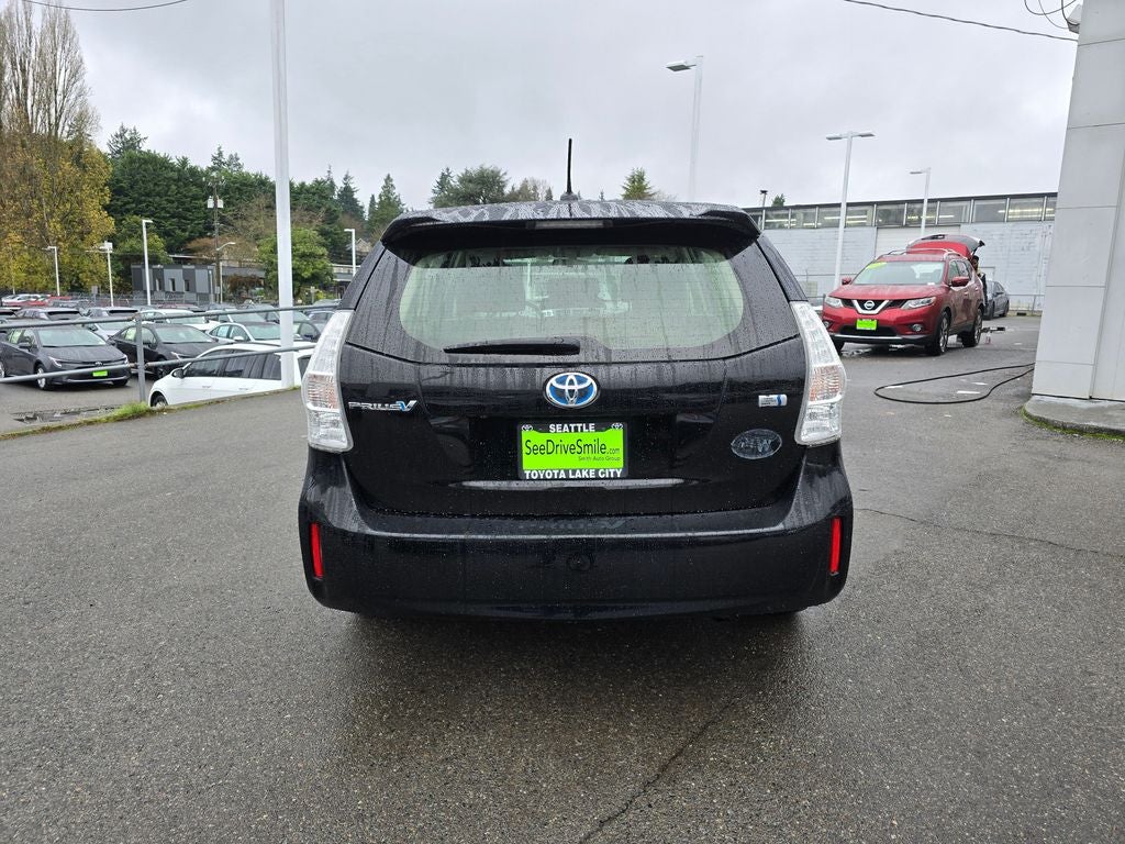 2012 Toyota Prius v Three