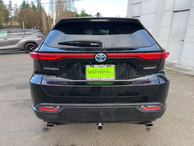 2022 Toyota Venza LE