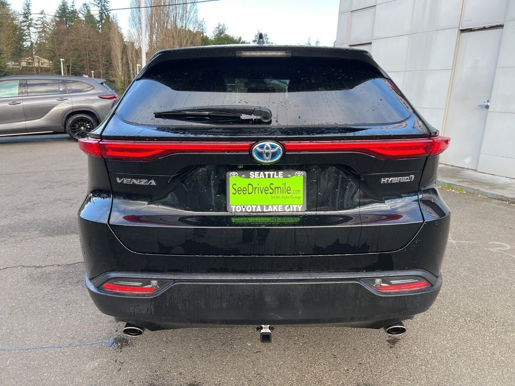 2022 Toyota Venza LE