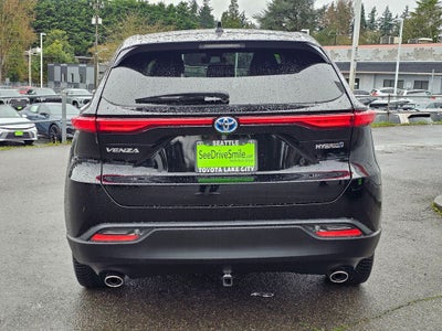 2022 Toyota Venza LE