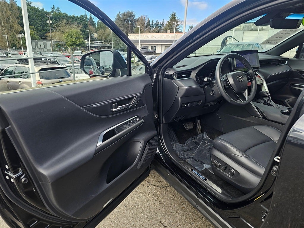 2023 Toyota Venza Nightshade HYBRID-AWD