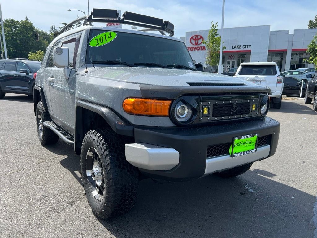 2014 Toyota FJ Cruiser Base