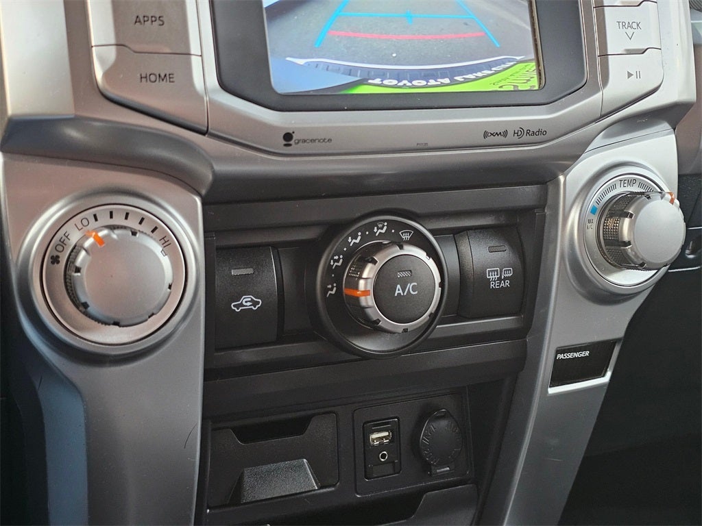 2016 Toyota 4Runner SR5 4WD-THIRD ROW