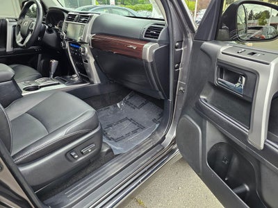 2022 Toyota 4Runner Limited -4WD-V6