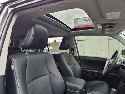 2022 Toyota 4Runner Limited -4WD-V6