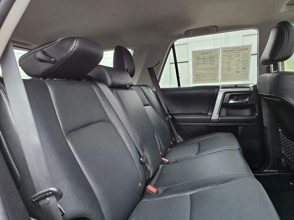 2022 Toyota 4Runner Limited -4WD-V6