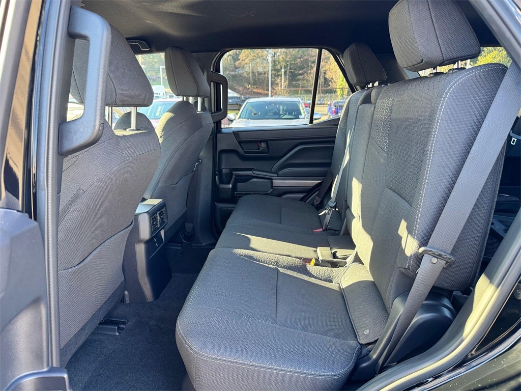 2025 Toyota 4Runner SR5 -4WD