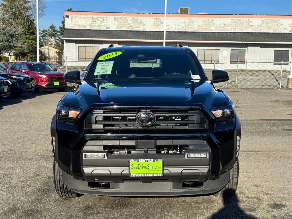 2025 Toyota 4Runner SR5 -4WD