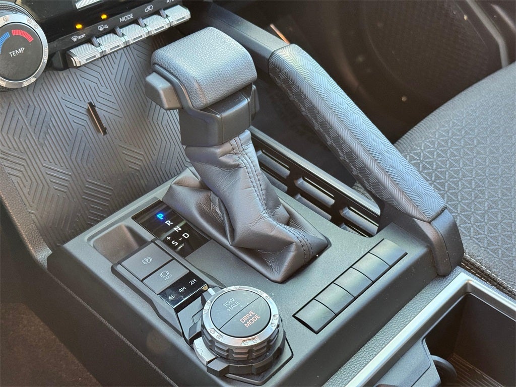 2025 Toyota 4Runner SR5 -4WD