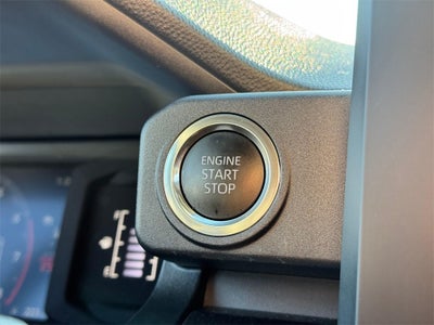 2025 Toyota 4Runner SR5 -4WD