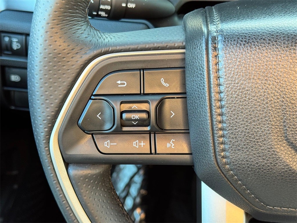 2025 Toyota 4Runner SR5 -4WD