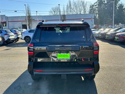 2025 Toyota 4Runner SR5 -4WD