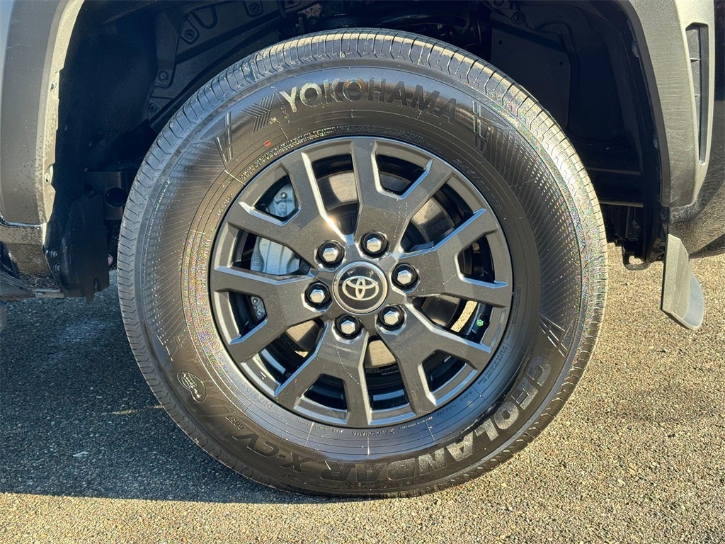 2025 Toyota 4Runner SR5 -4WD