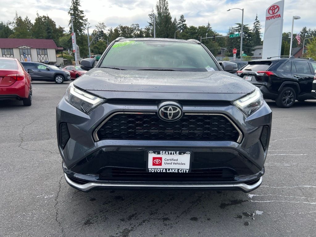 2025 Toyota RAV4 Plug-In Hybrid SE