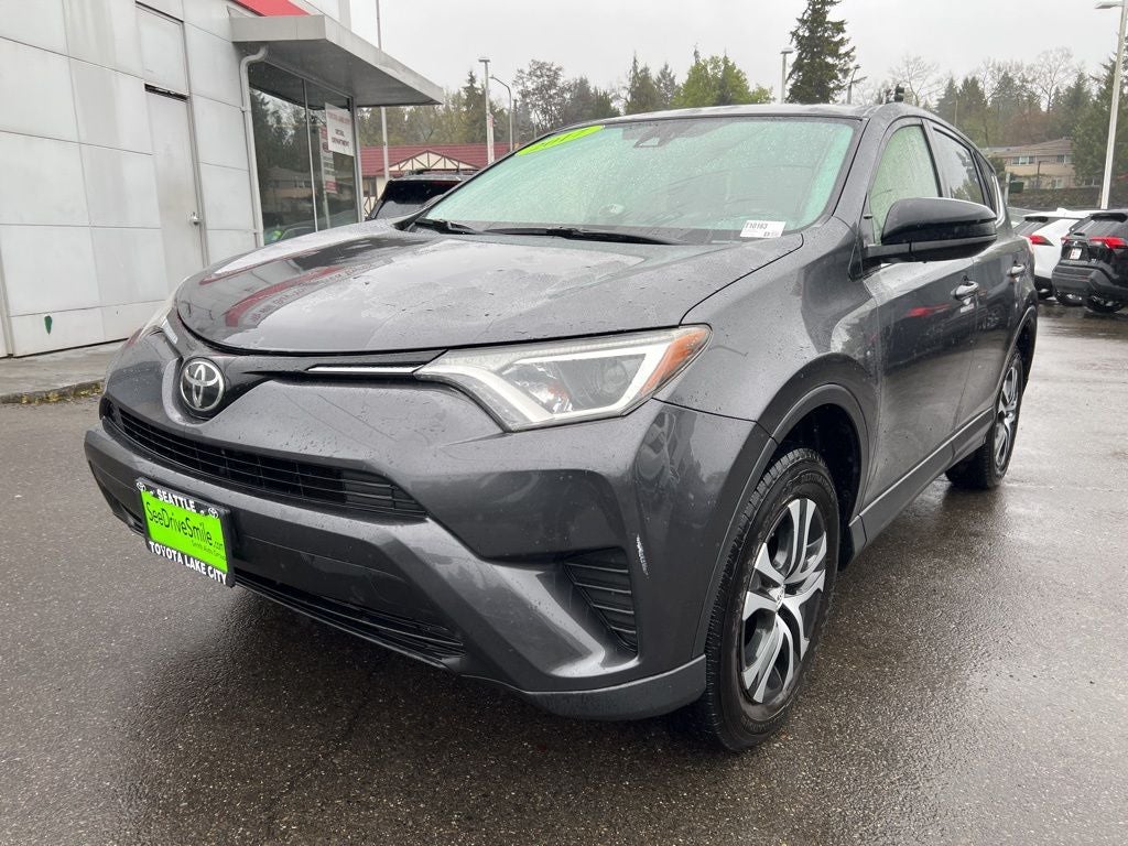 2017 Toyota RAV4 LE