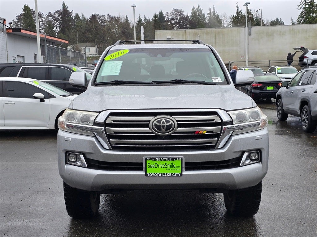 2016 Toyota Land Cruiser Base