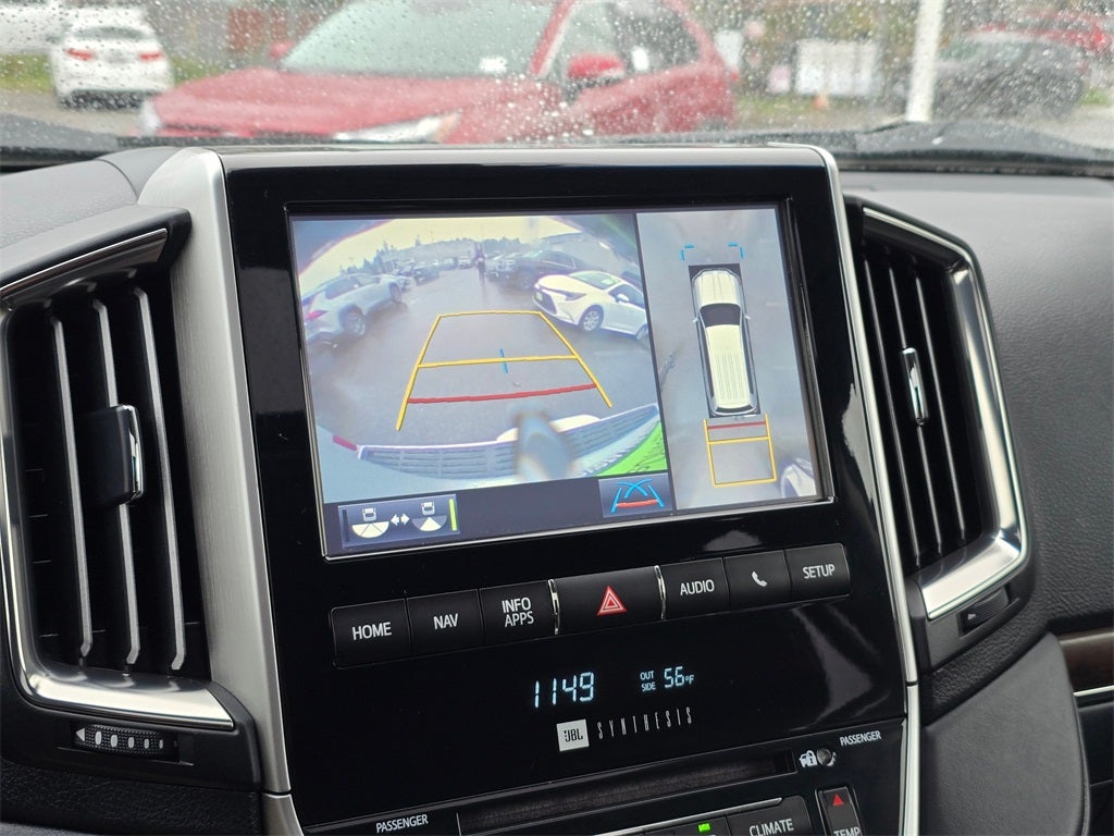 2016 Toyota Land Cruiser Base