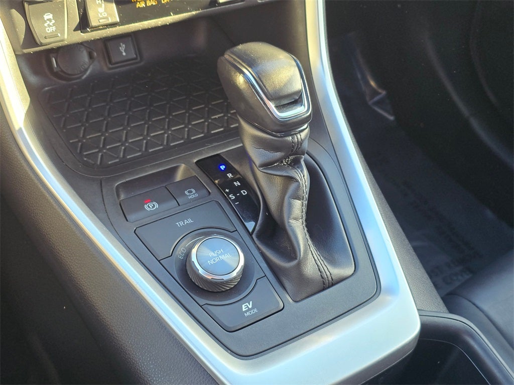 2022 Toyota RAV4 Hybrid XSE -AWD