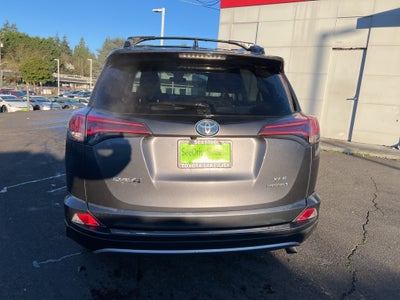 2017 Toyota RAV4 Hybrid XLE