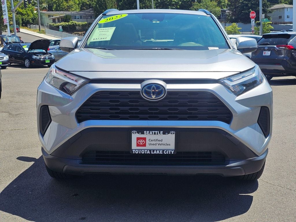 2022 Toyota RAV4 Hybrid XLE
