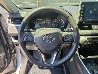2022 Toyota RAV4 Hybrid XLE
