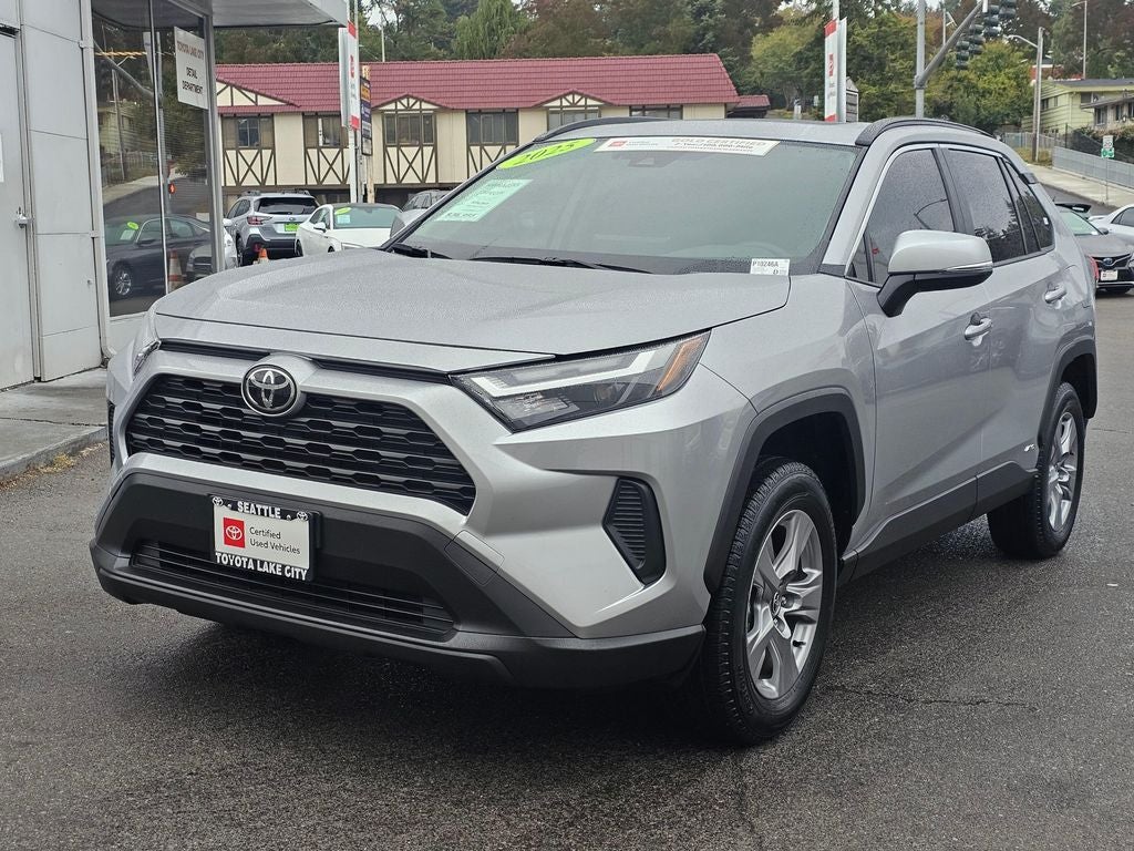 2025 Toyota RAV4 Hybrid XLE -AWD