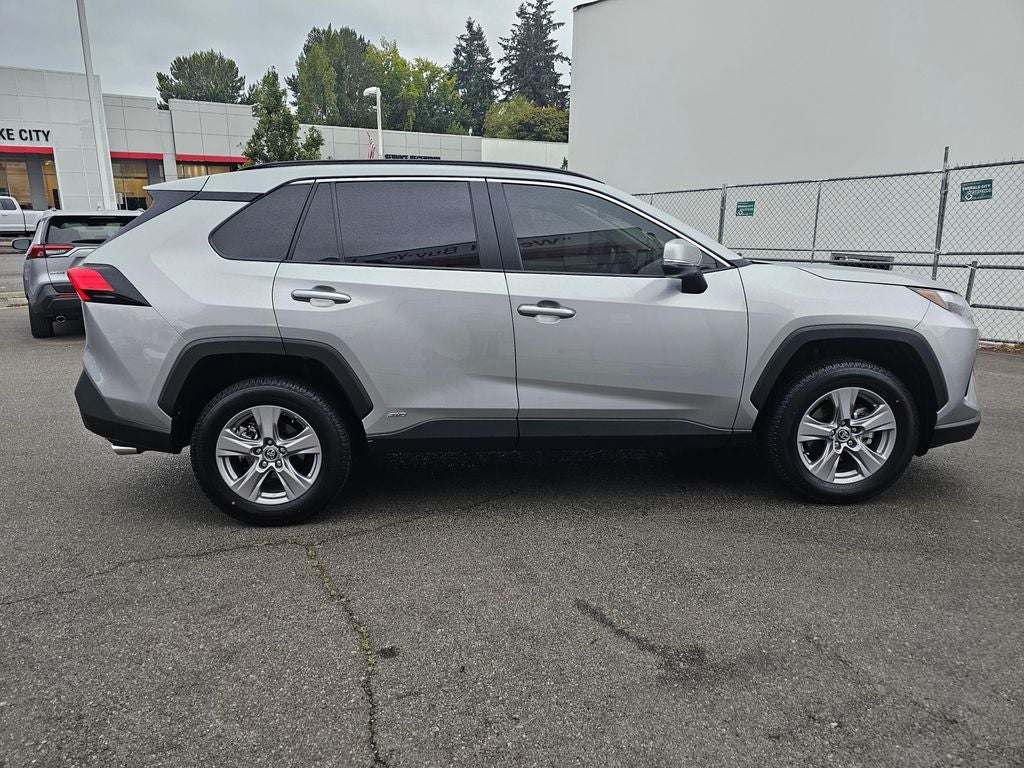 2025 Toyota RAV4 Hybrid XLE -AWD