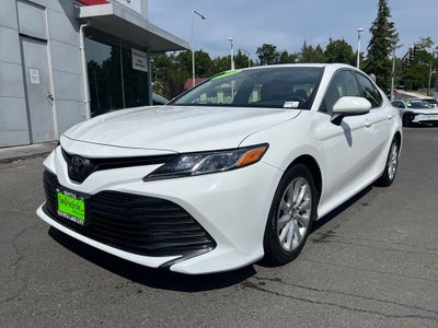 2018 Toyota Camry LE
