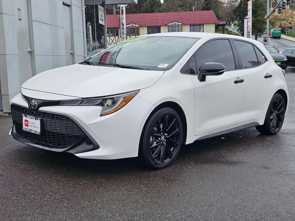 2021 Toyota Corolla Hatchback SE Nightshade Edition