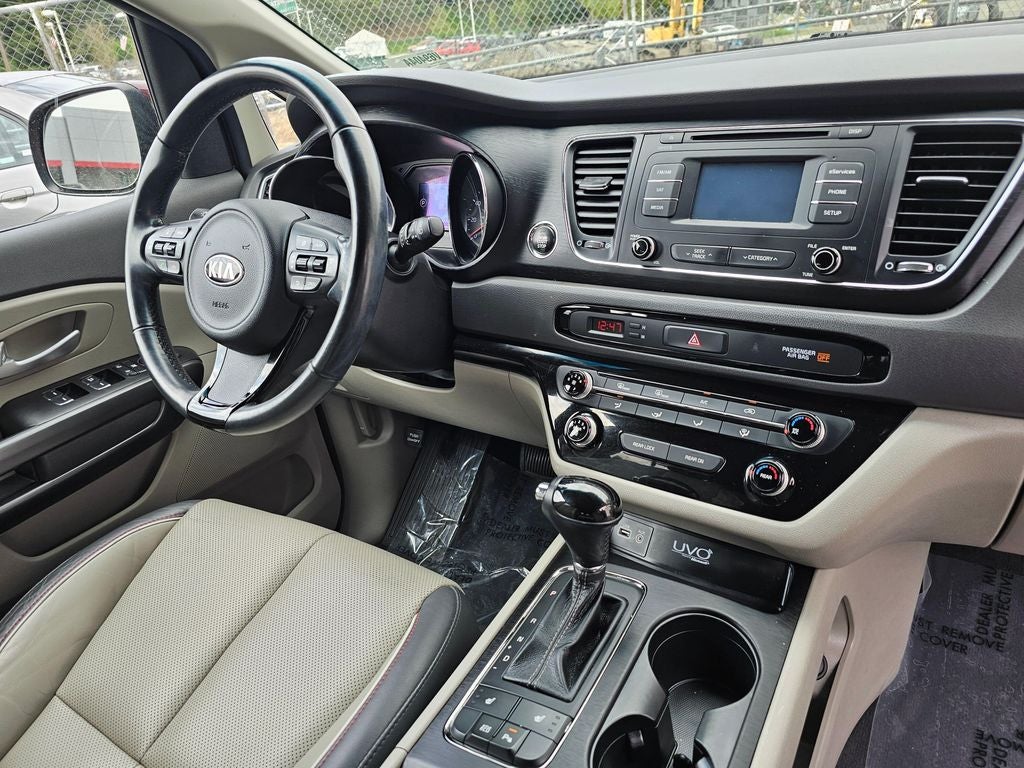2017 Kia Sedona LX