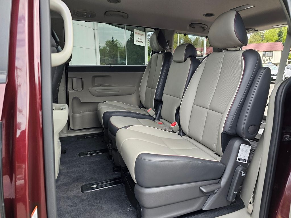 2017 Kia Sedona LX