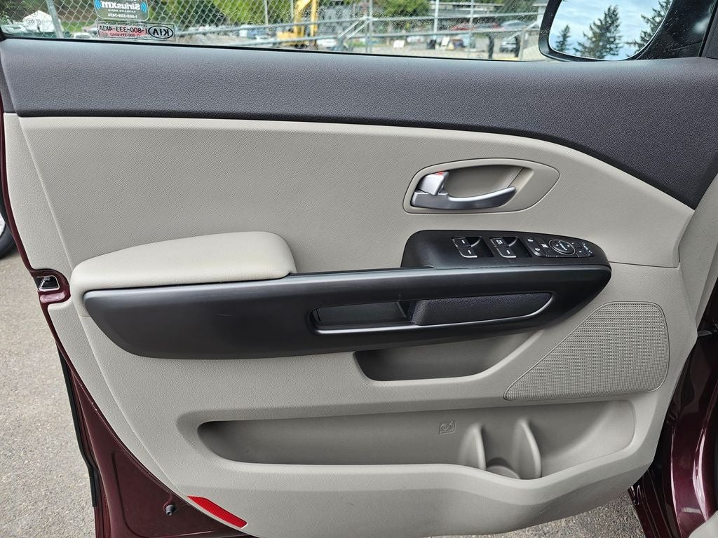 2017 Kia Sedona LX