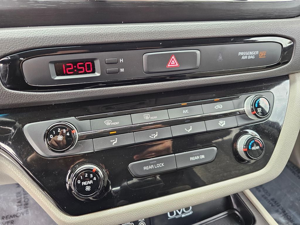 2017 Kia Sedona LX