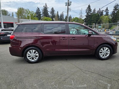 2017 Kia Sedona LX