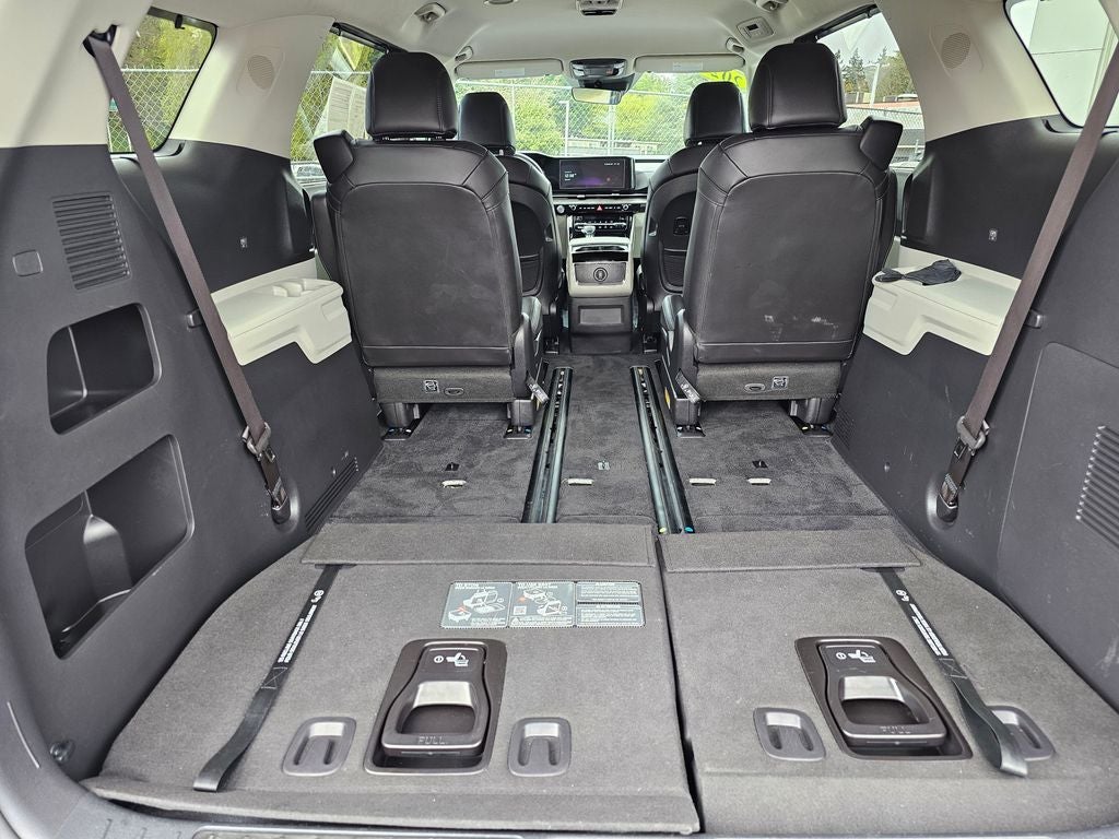 2024 Kia Carnival EX