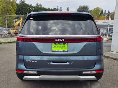 2024 Kia Carnival EX