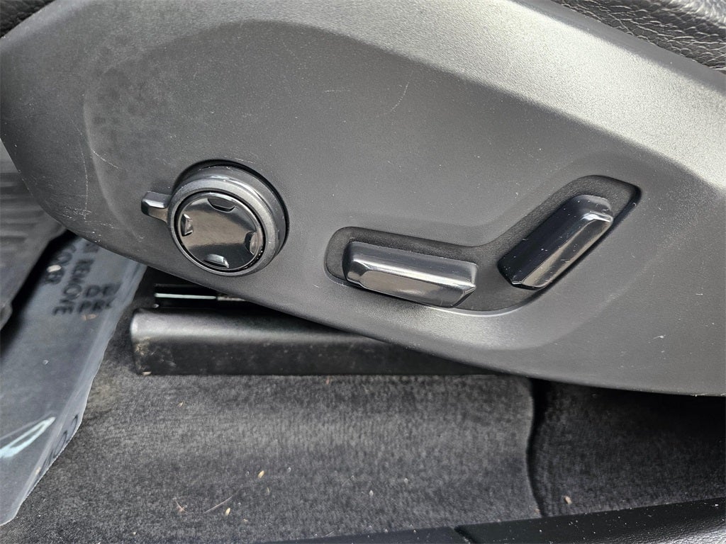 2019 Volvo XC60 T6 Momentum -AWD