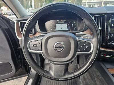 2019 Volvo XC60 T6 Momentum -AWD