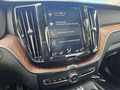 2019 Volvo XC60 T6 Momentum -AWD