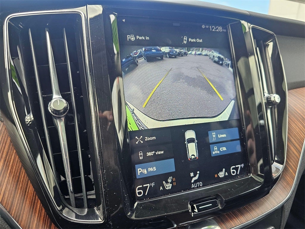 2019 Volvo XC60 T6 Momentum -AWD