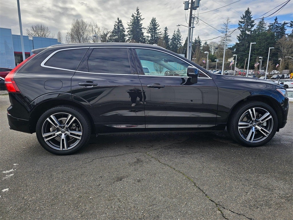 2019 Volvo XC60 T6 Momentum -AWD