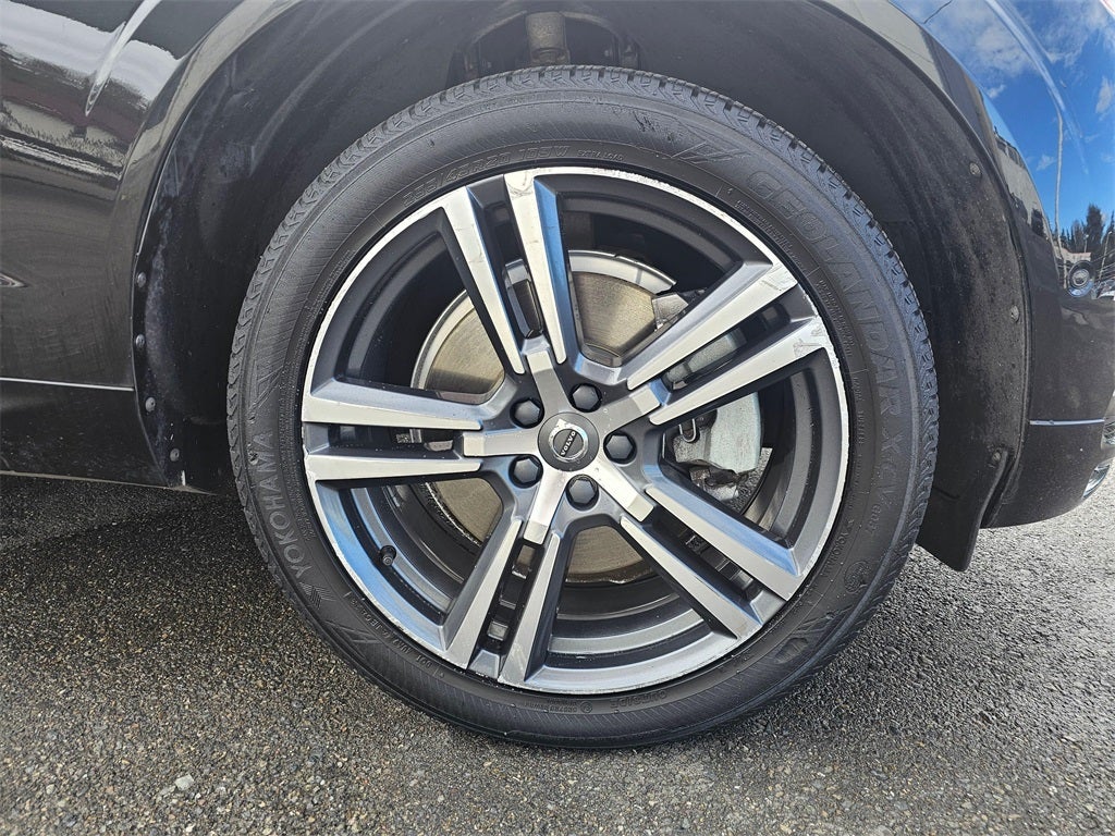 2019 Volvo XC60 T6 Momentum -AWD