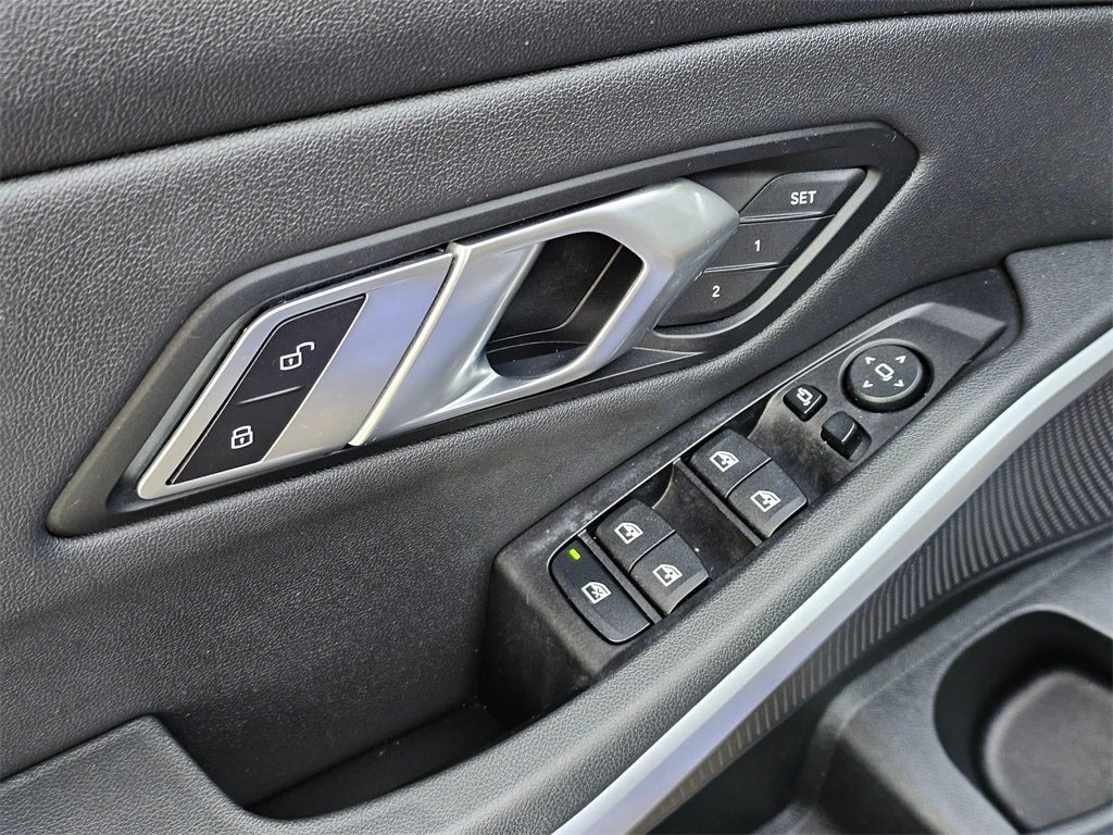 2020 BMW 3 Series 330i M-SPORT PKG