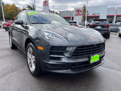 2021 Porsche Macan Base