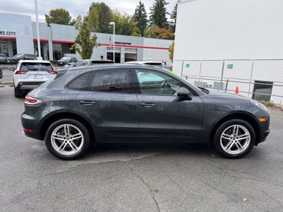 2021 Porsche Macan Base